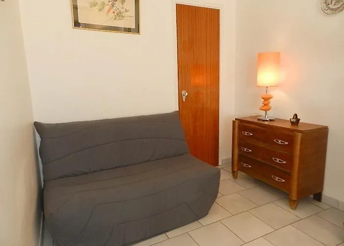 Lv330-b125 2 Pièces 4 Couchages * Le Lavandou