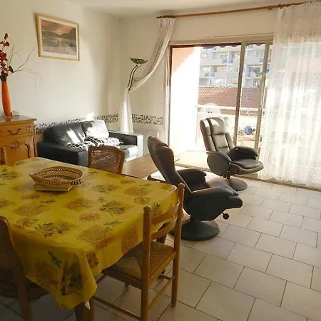 Lv330-b125 2 Pièces 4 Couchages *